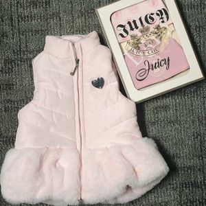Juicy Couture Pink Puffer Vest 3-6M & Beanie Hats Reversible Gift Set Newborn-3M